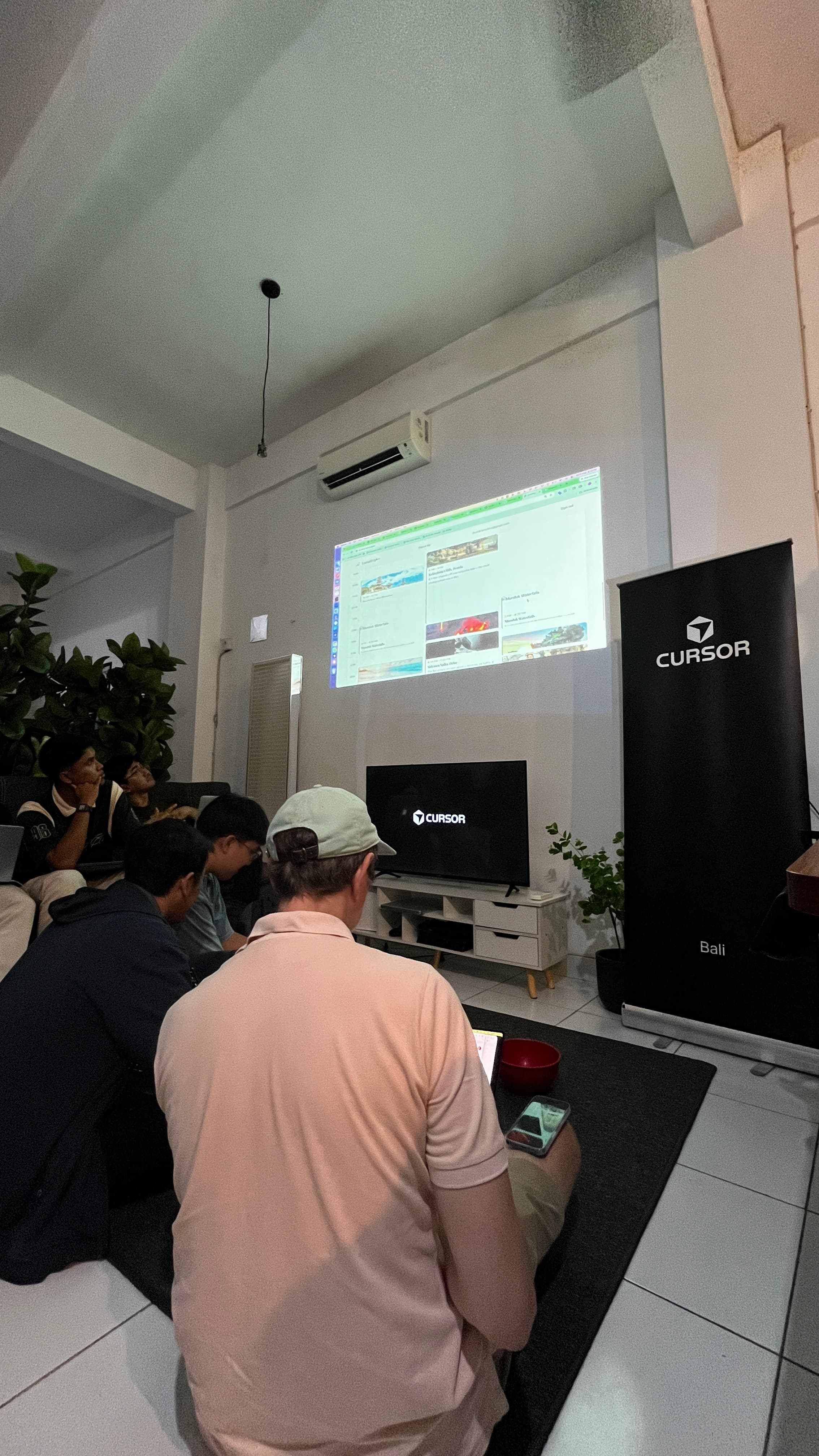 Participants presenting their projects